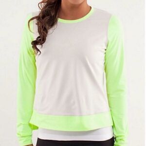 LULULEMON RUN WARM UP CREW NECK WITH BACK ZIPPER